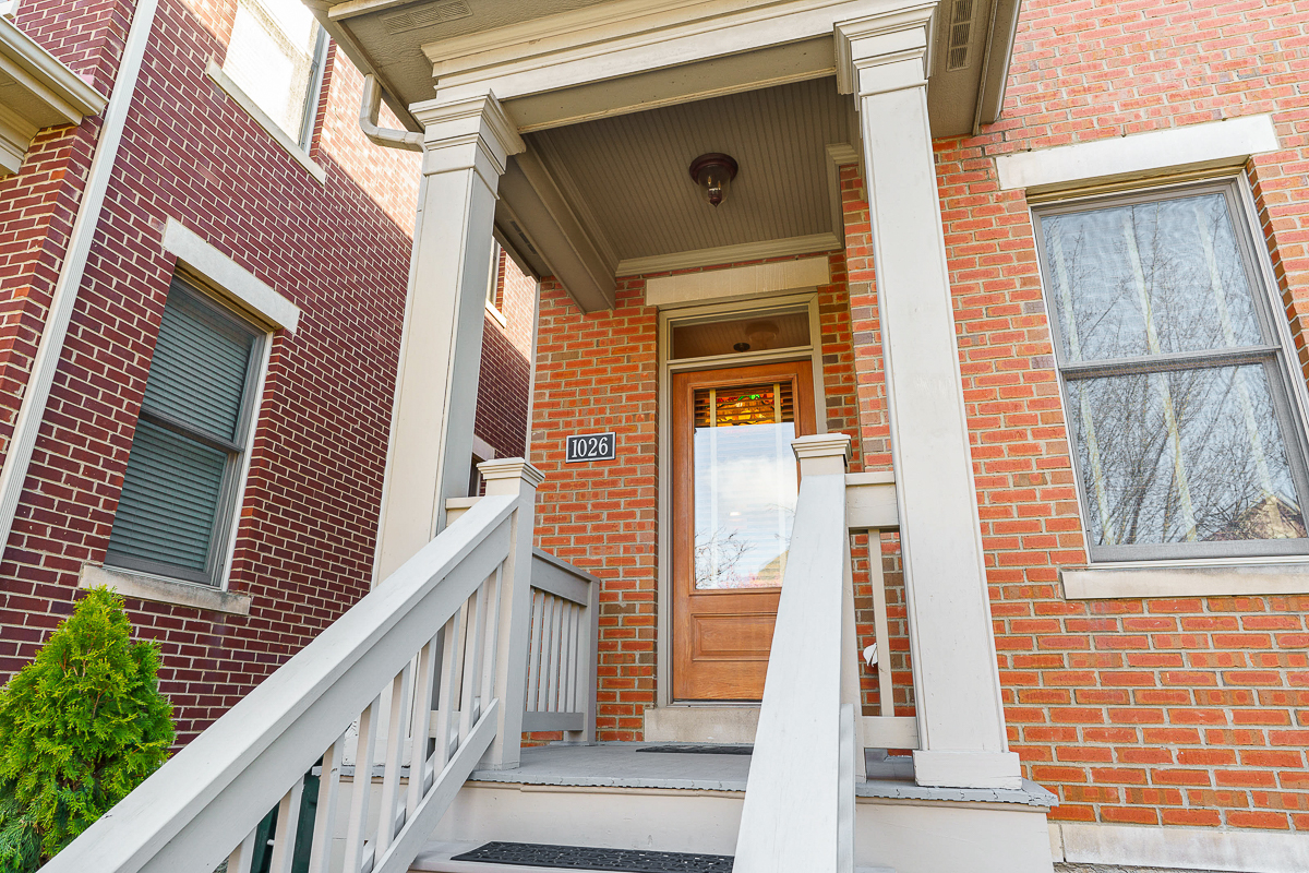 1026 Perry St-13
