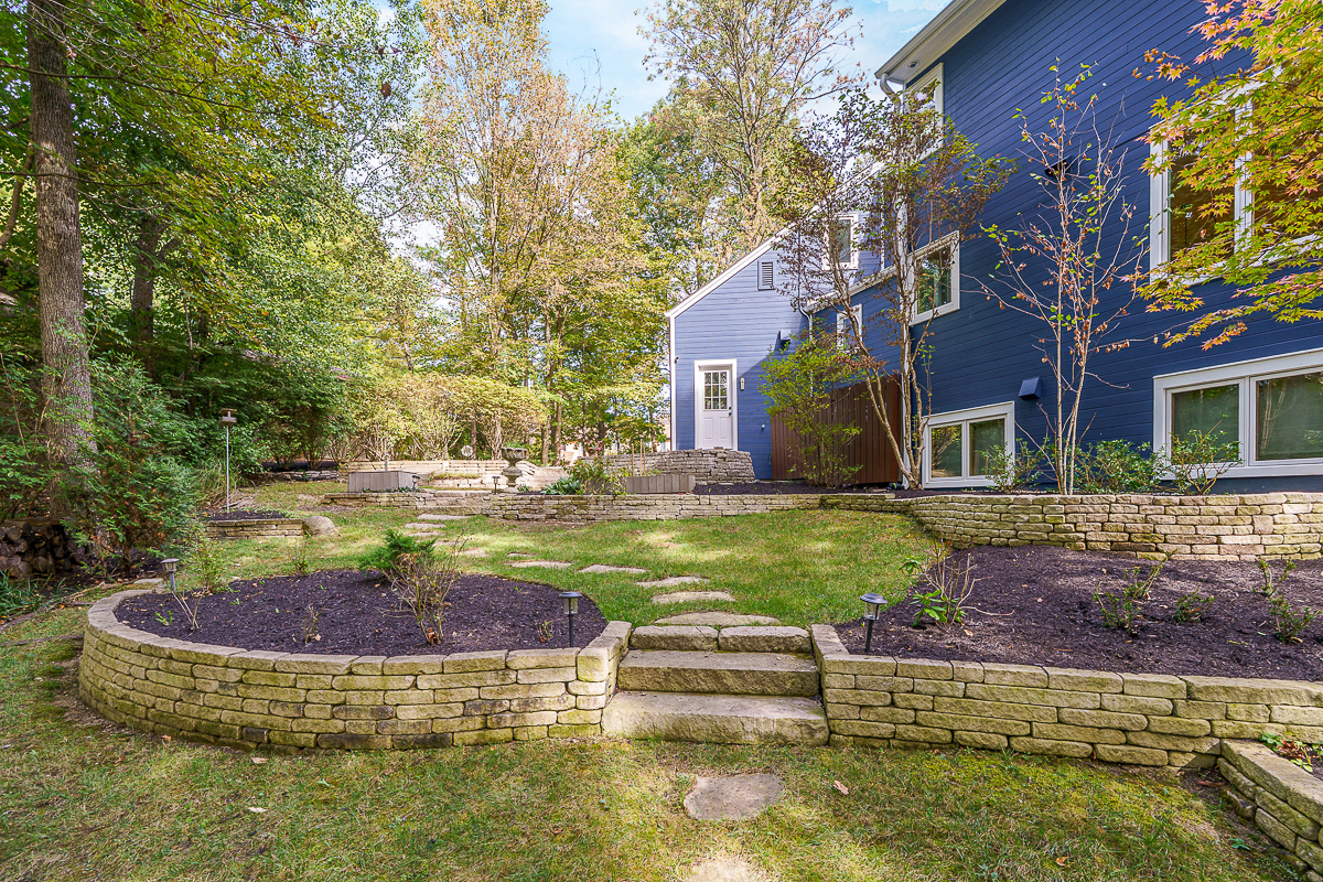 1037 Ravine Ridge Dr-22