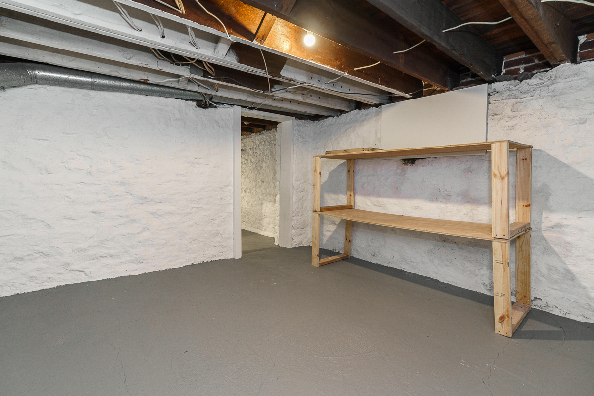 1121-1123 City Park Ave-12