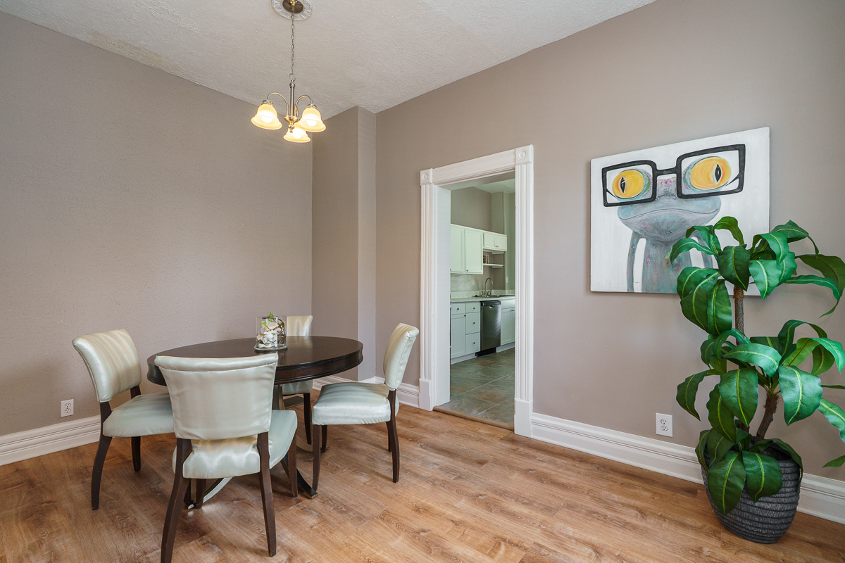 1121-1123 City Park Ave-14