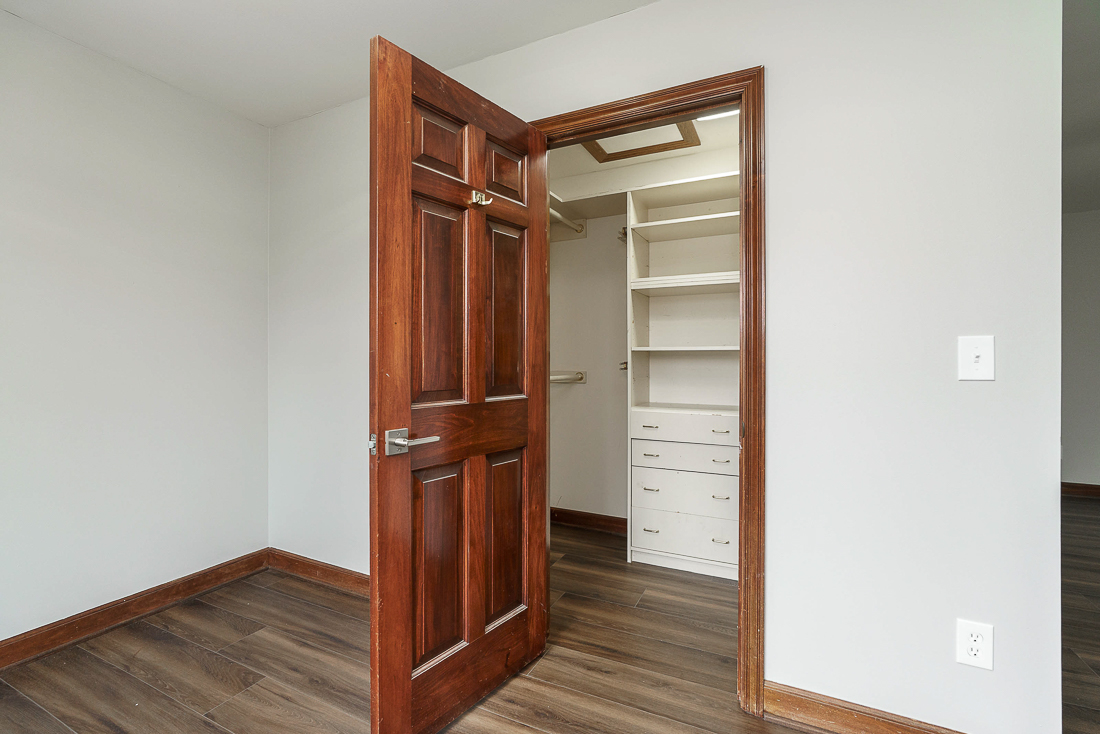 1210 Whispering Meadow Ct-41