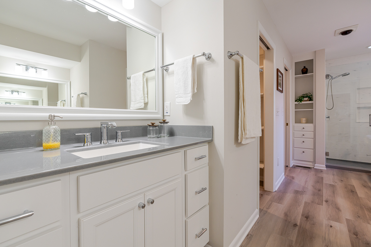 1424 Clubview Blvd S-50