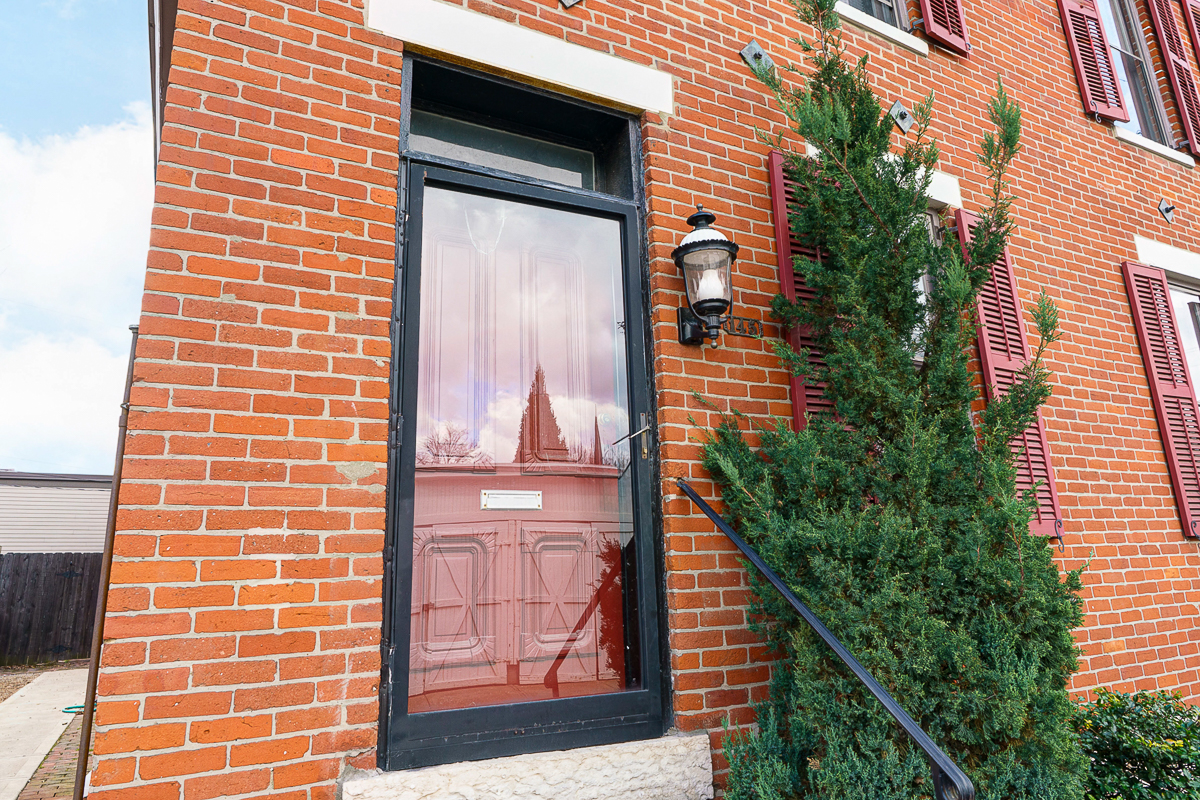 145 E Columbus St-3