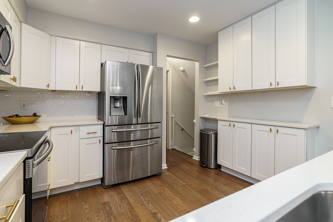 1537 Sandringham Ct.-33