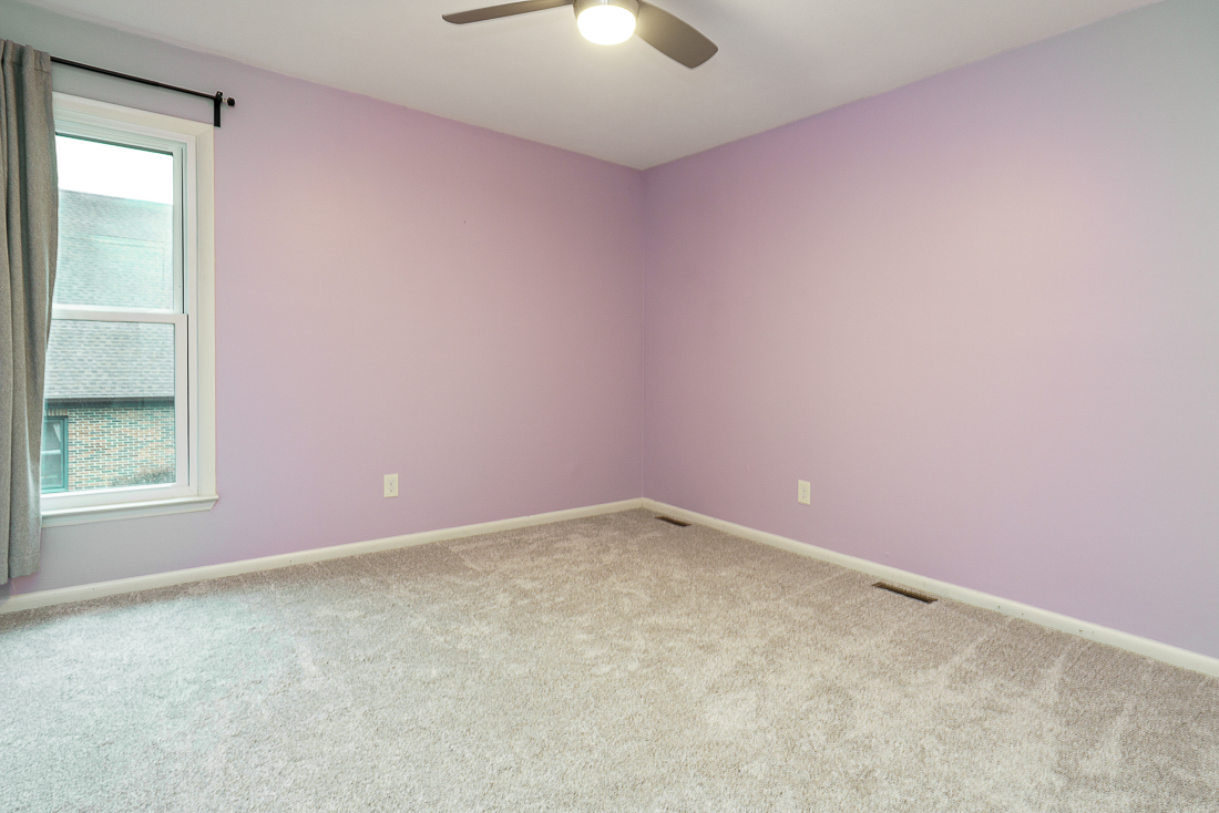 1537 Sandringham Ct.-44