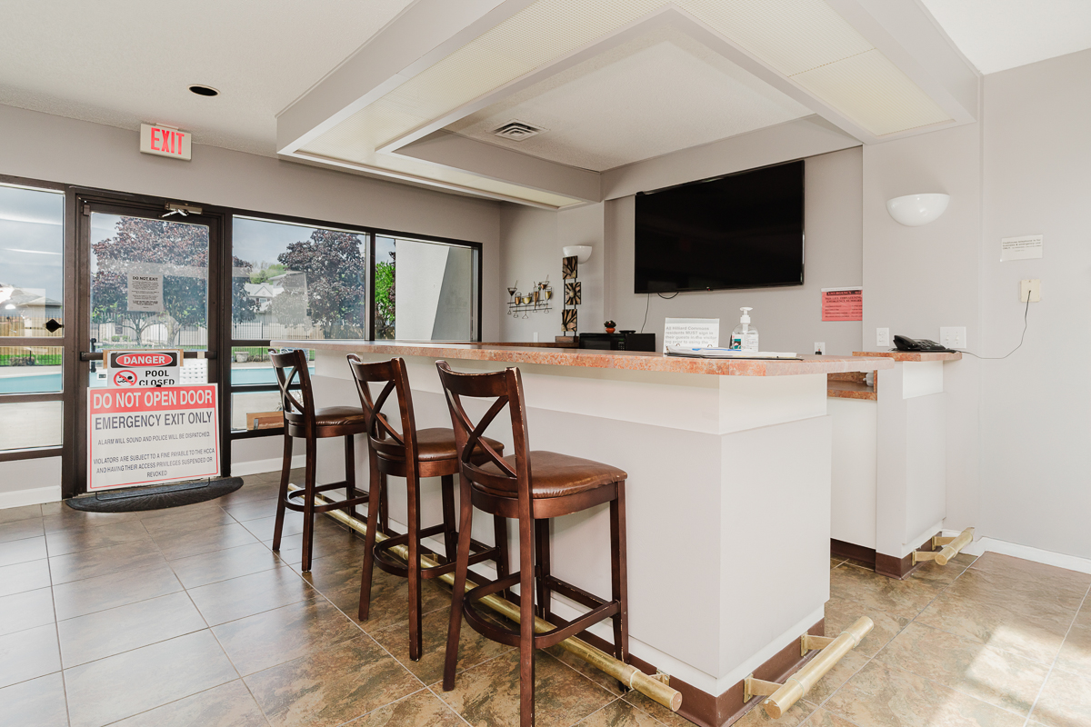 1740 Bennigan Dr-39