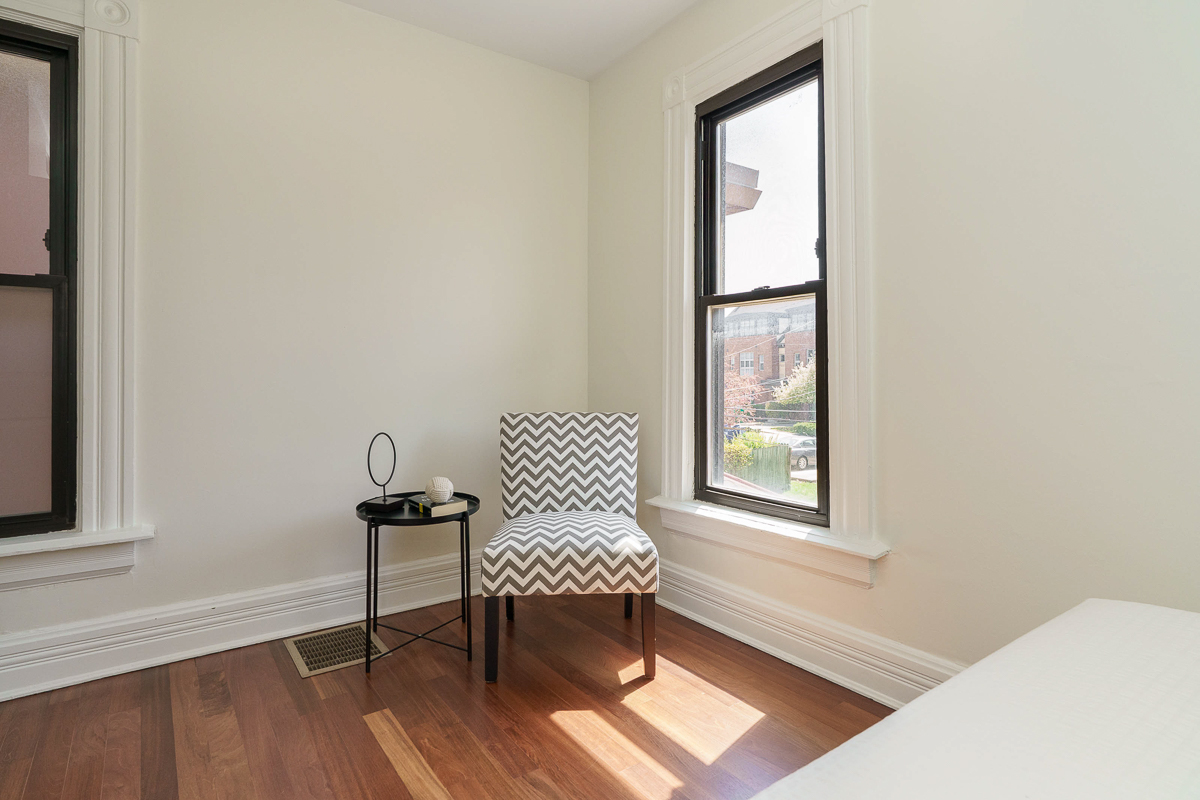 183 e First Ave-30