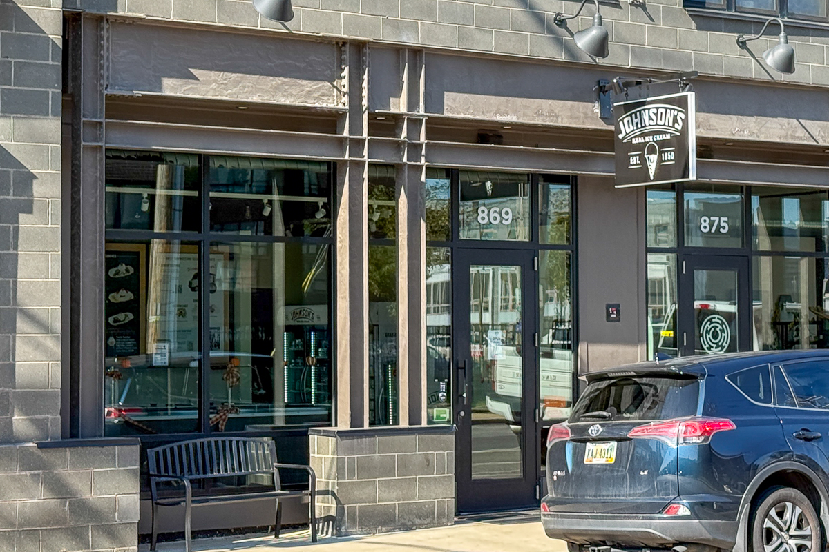 183 e First Ave-34