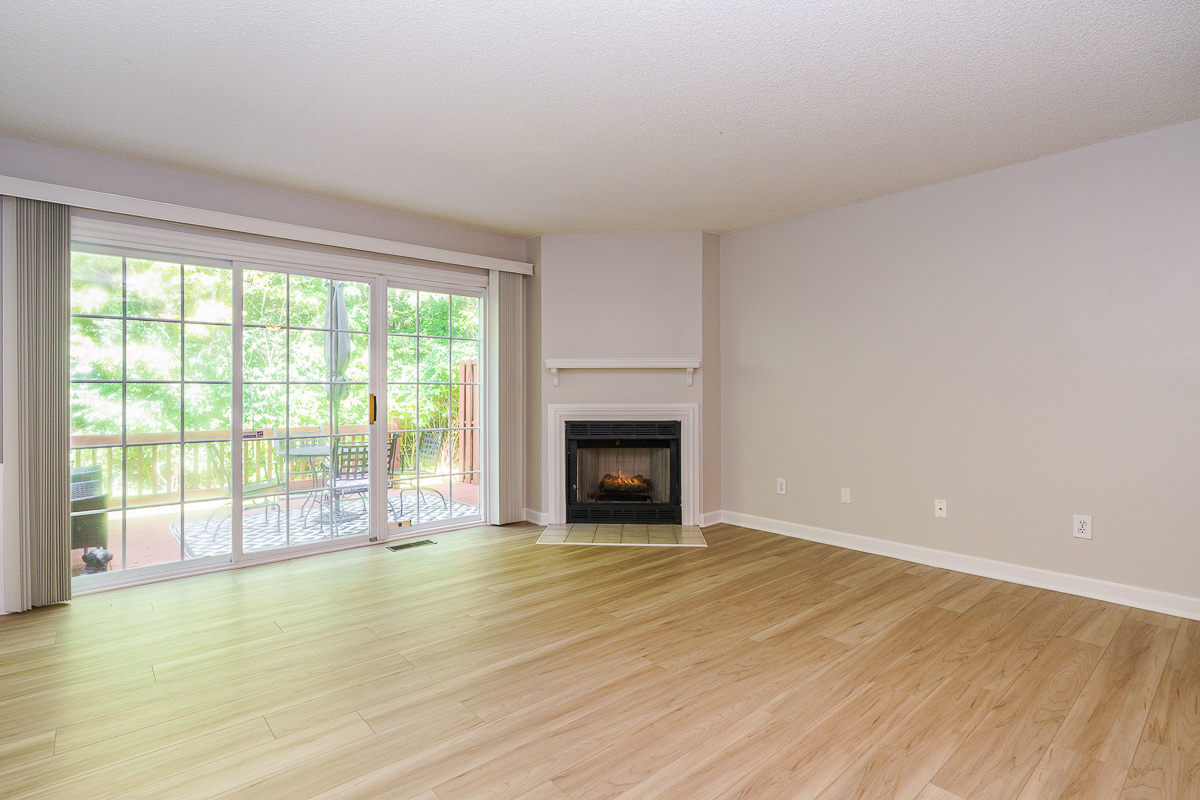 1875 Ridgebury Dr (18 of 56)