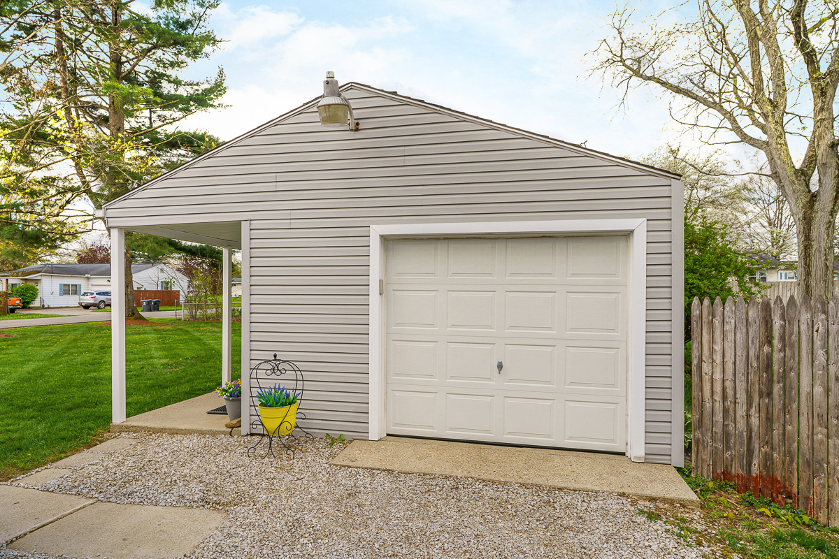 201 Rose Ave-5