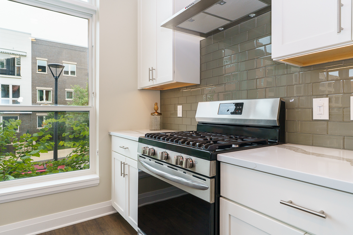 6640 Mooney St #208-16