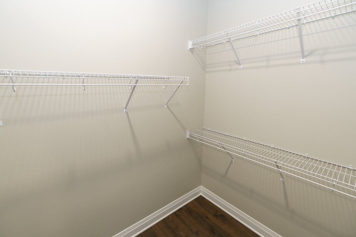 6640 Mooney St #208-27