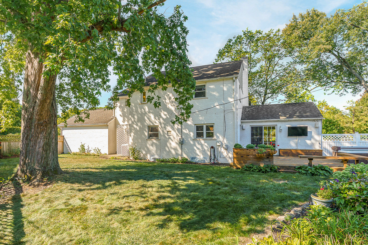 2110 Nortwest Blvd-14