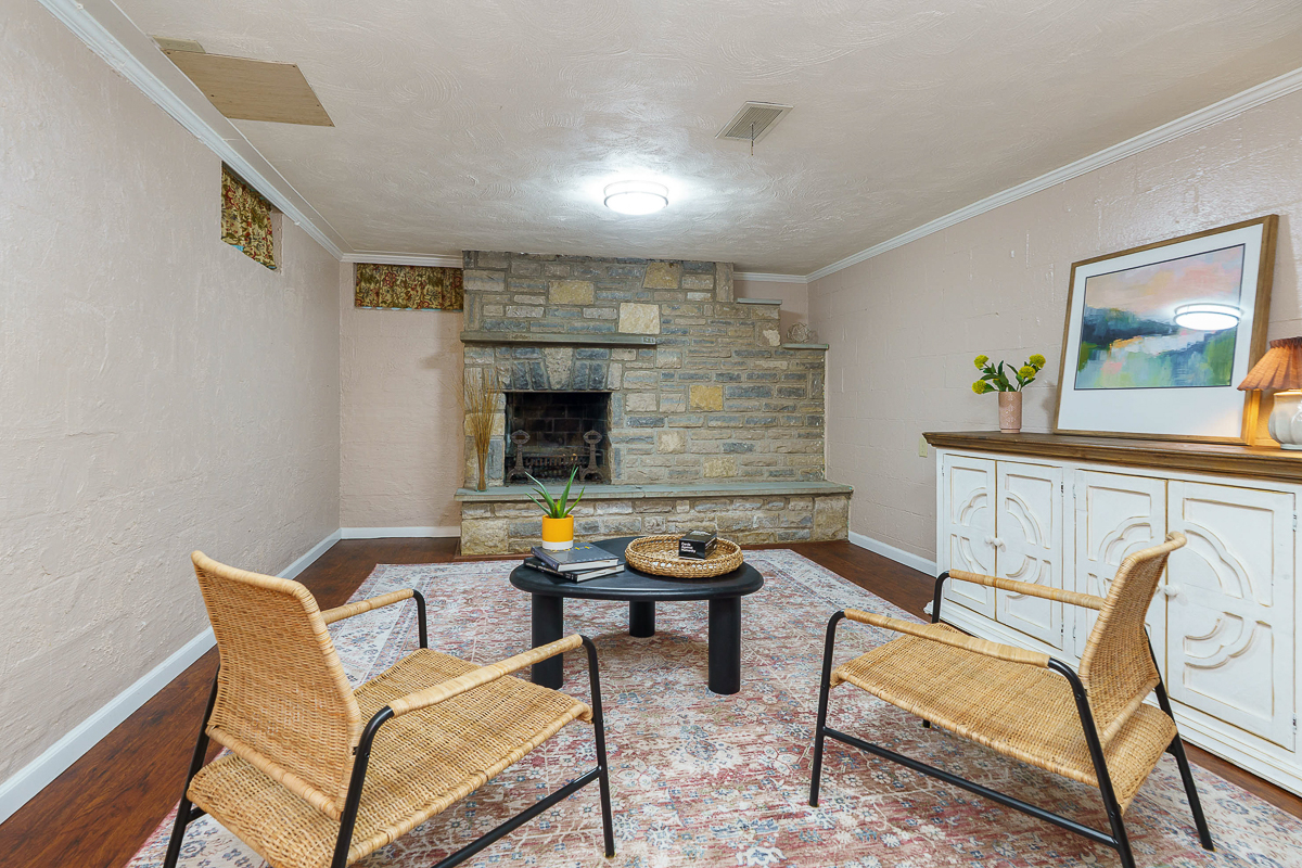 2110 Nortwest Blvd-19