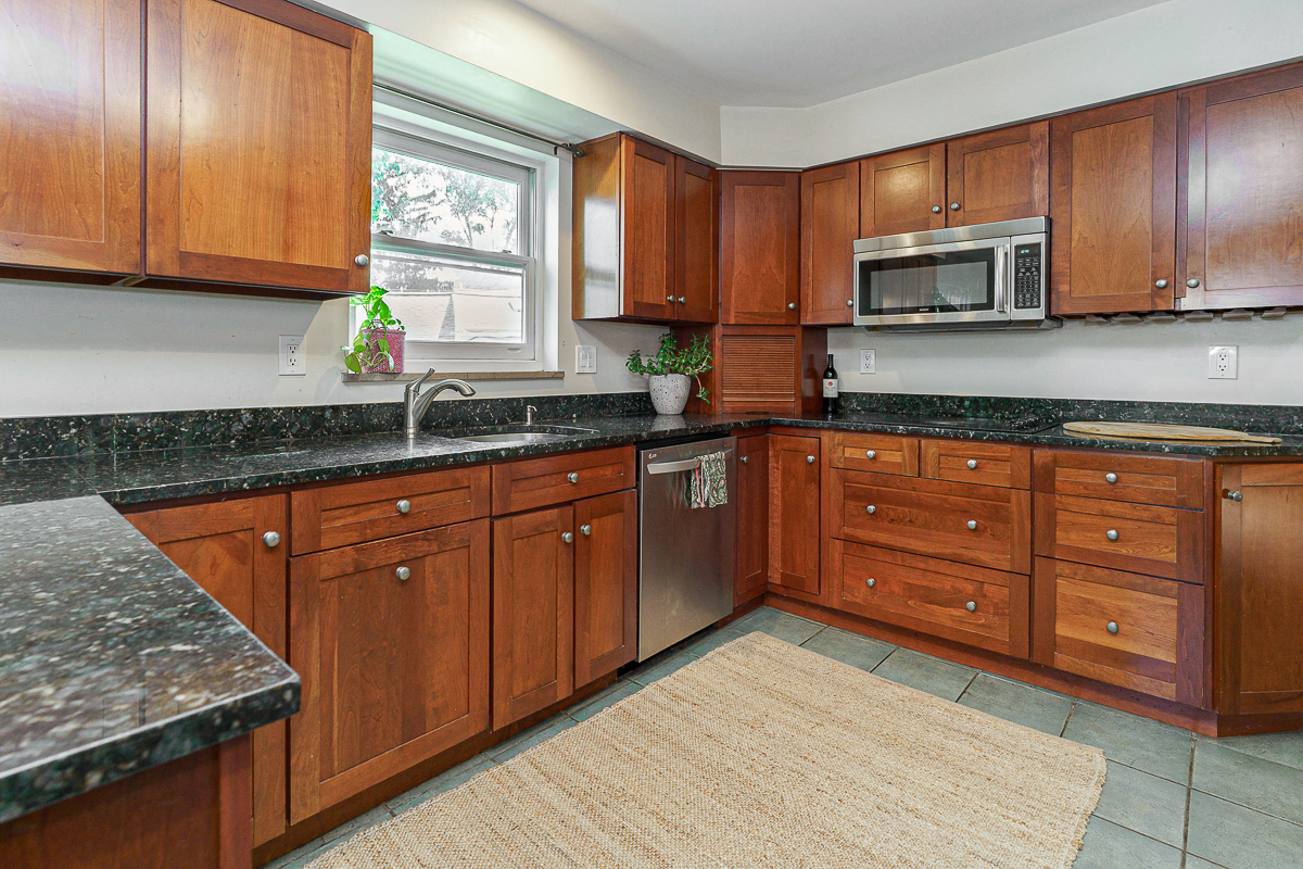 2110 Nortwest Blvd-36