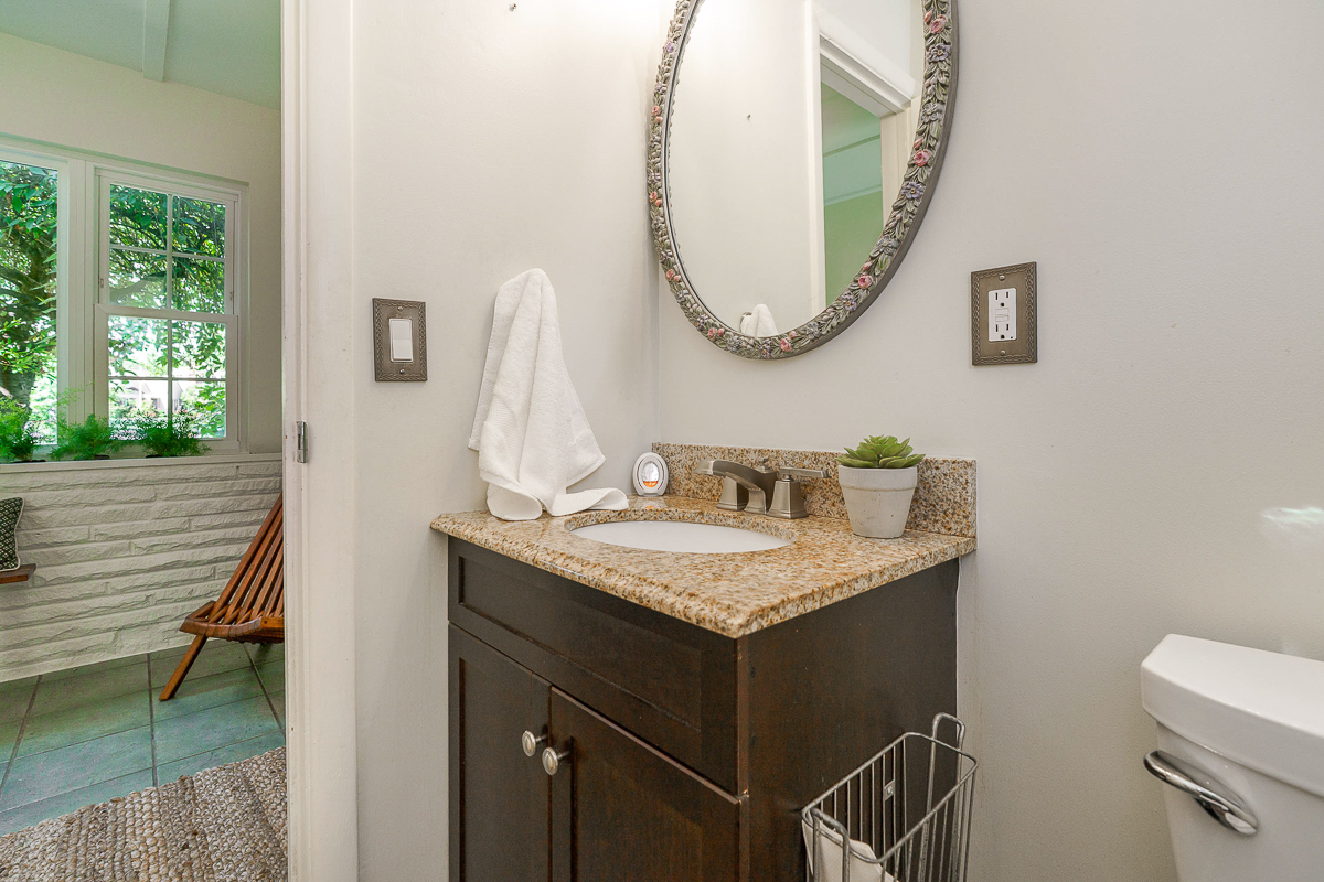 2110 Nortwest Blvd-40