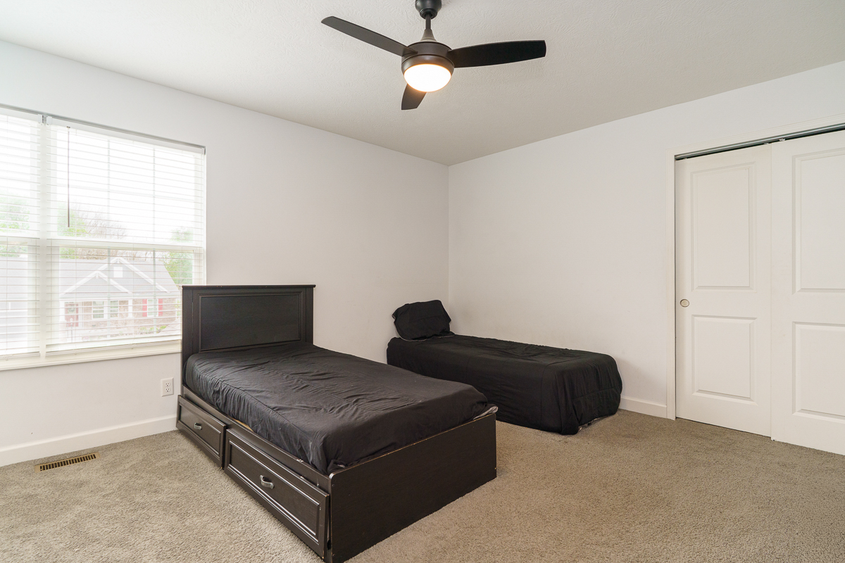 212 Partridge Ct-36