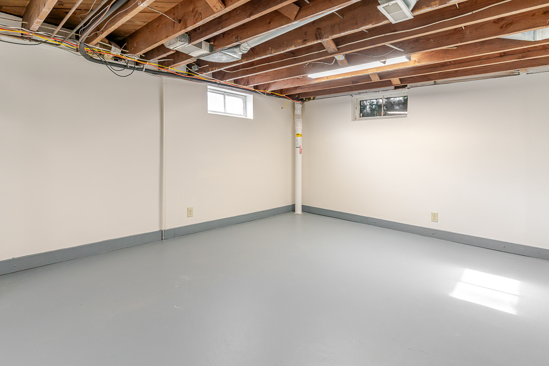 2135 Wesleyan Drive -15