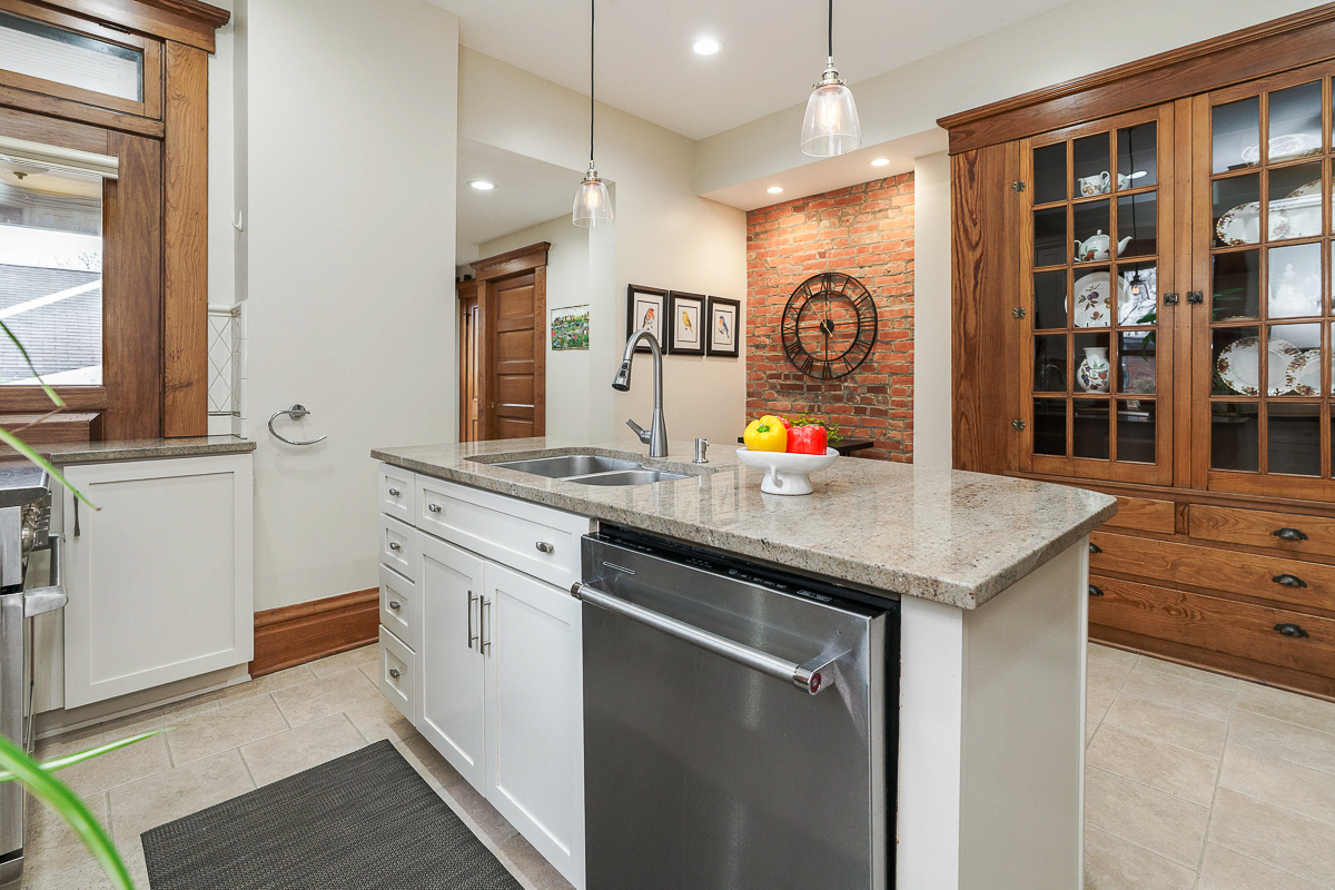 239 Buttles Ave-32