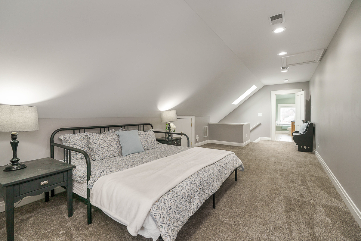 239 Buttles Ave-49