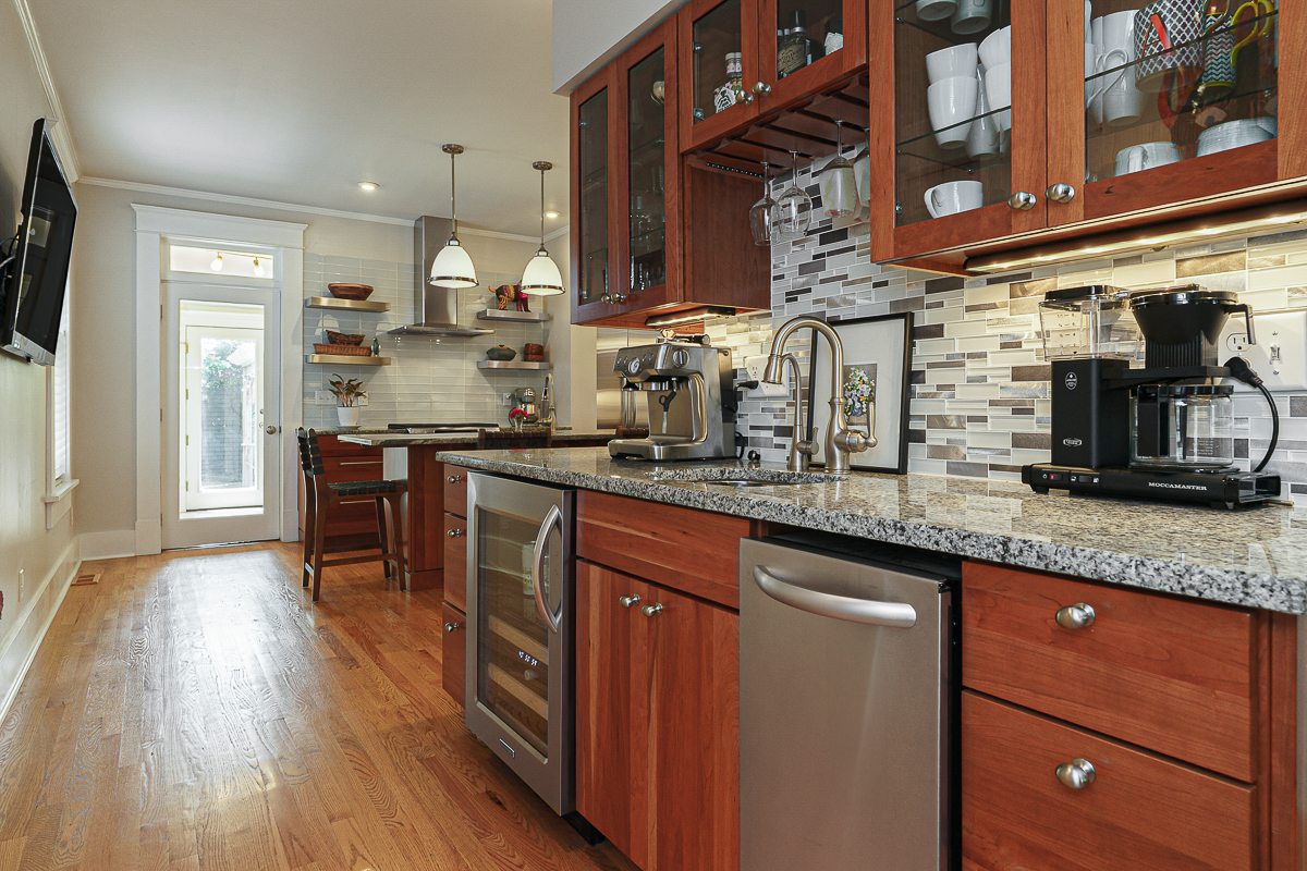 243 E Whittier St-22