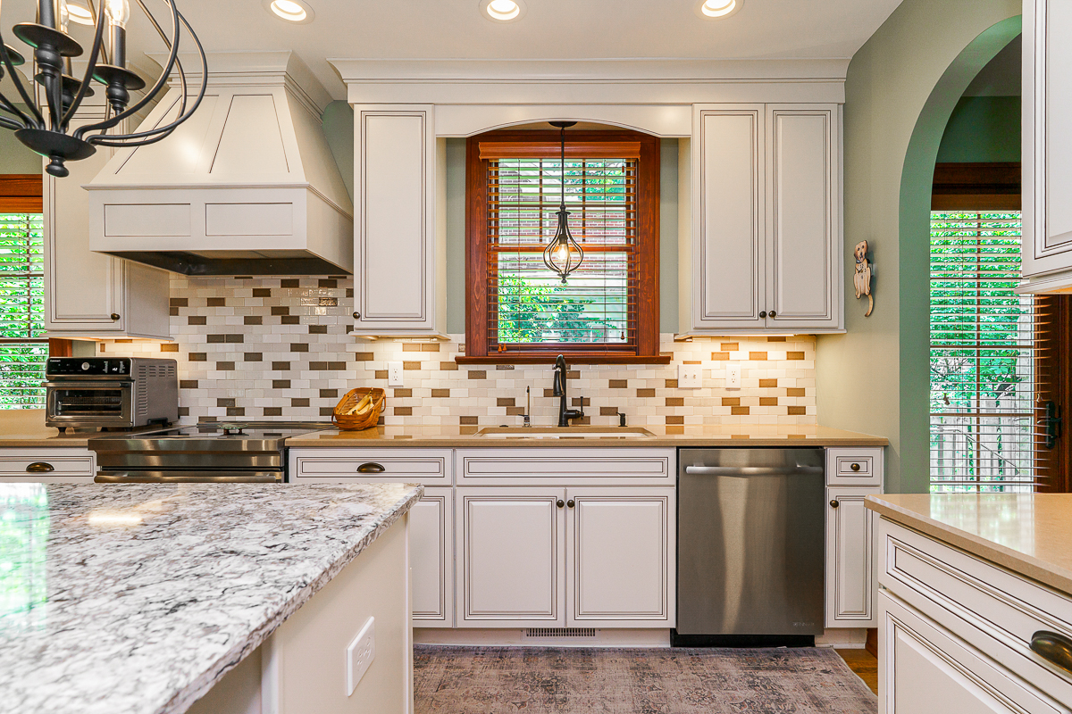 2549 Brentwood Rd-27