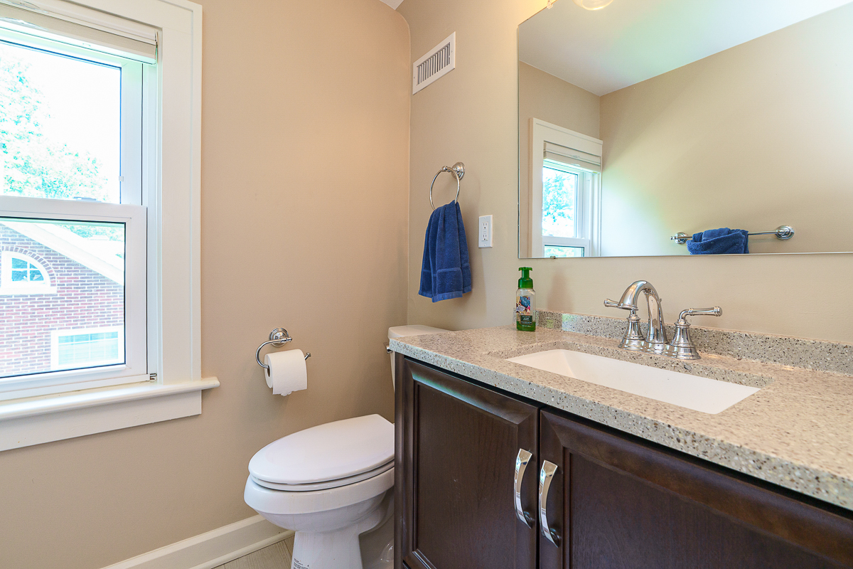 2549 Brentwood Rd-52