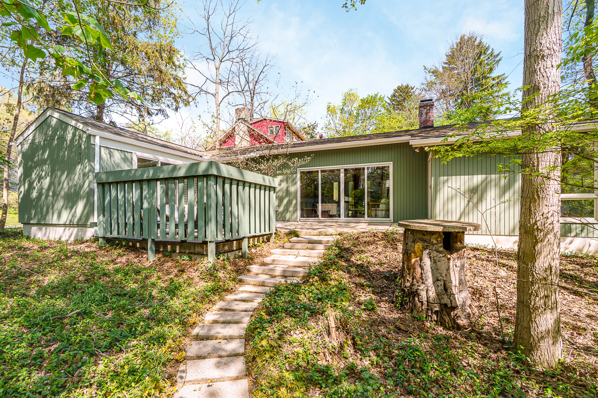 265 Erie Rd-11