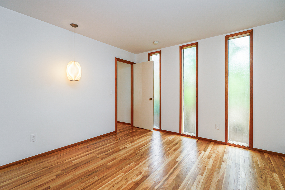 265 Erie Rd-35