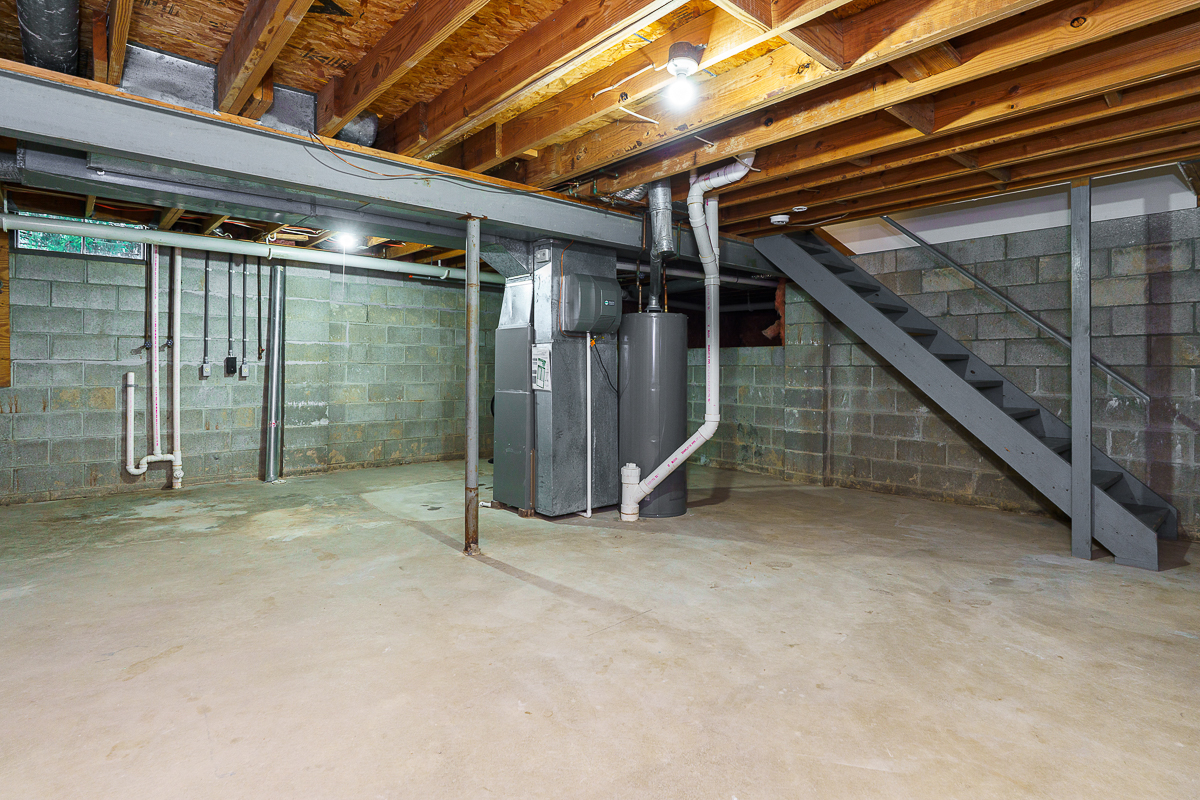 2967 Castlebrook Ave-8