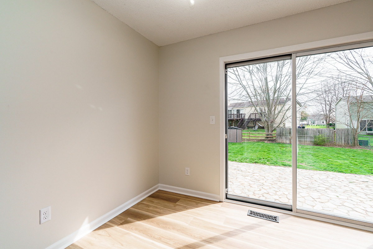 2968 Pheonix Ave-15