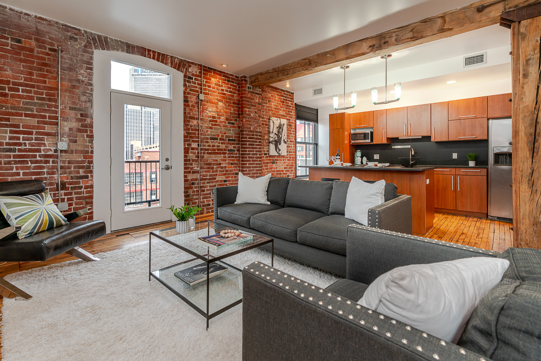 225 N 4th st #303-18