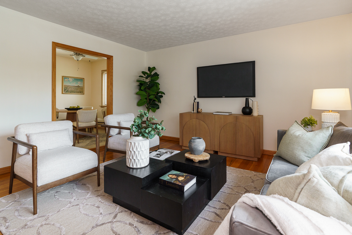 318 E Stanton Ave-16