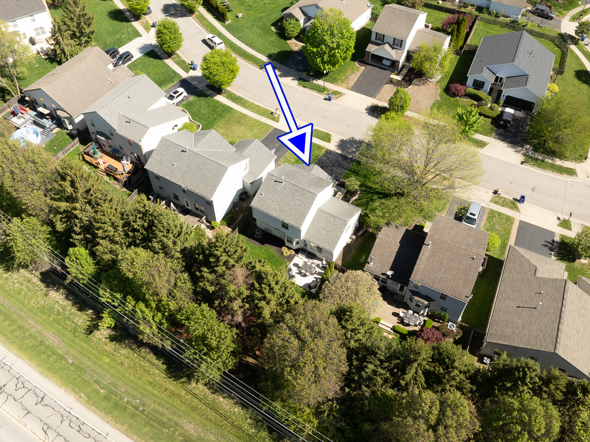 3265 Longspur Dr-4