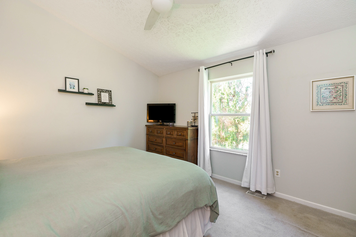 3265 Longspur Dr-42