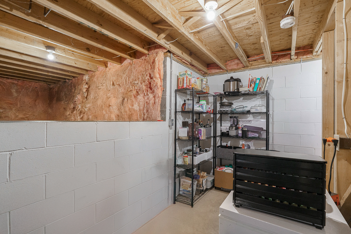 3281 Darby Glen Blvd-9