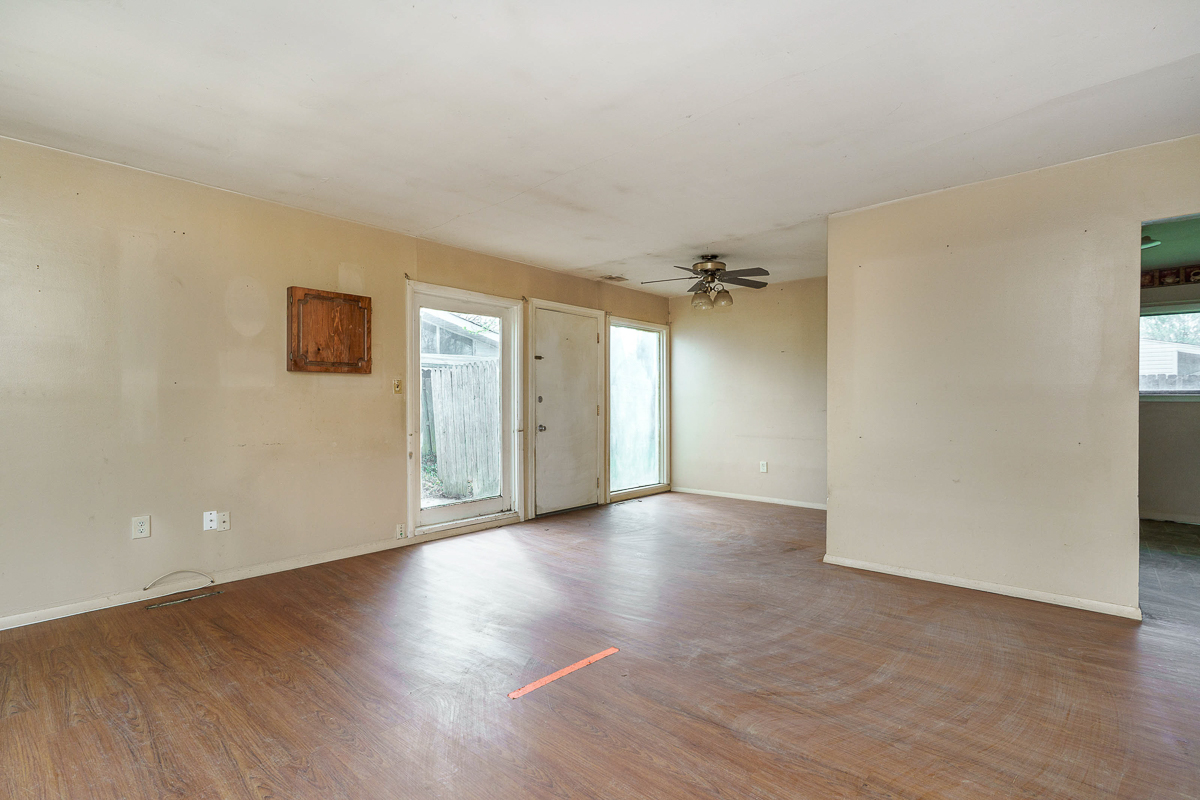 3295 Mary Ave-20