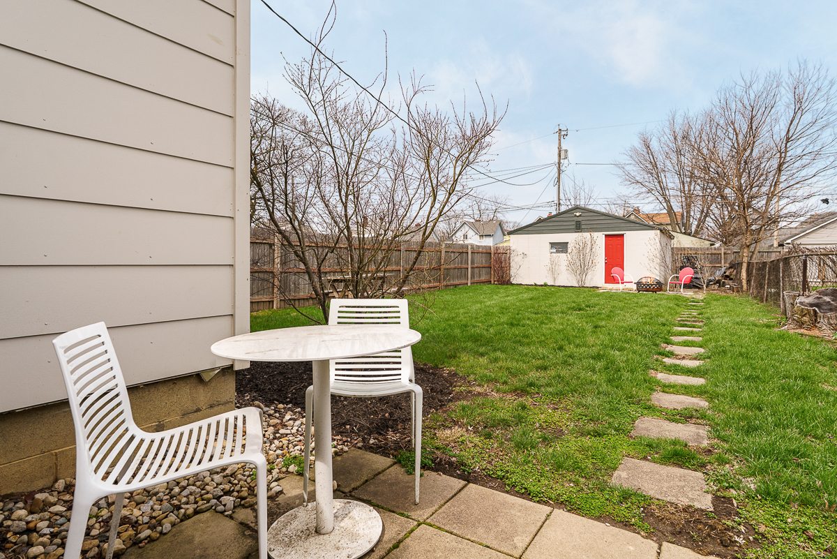 330 E Morrill Ave-4