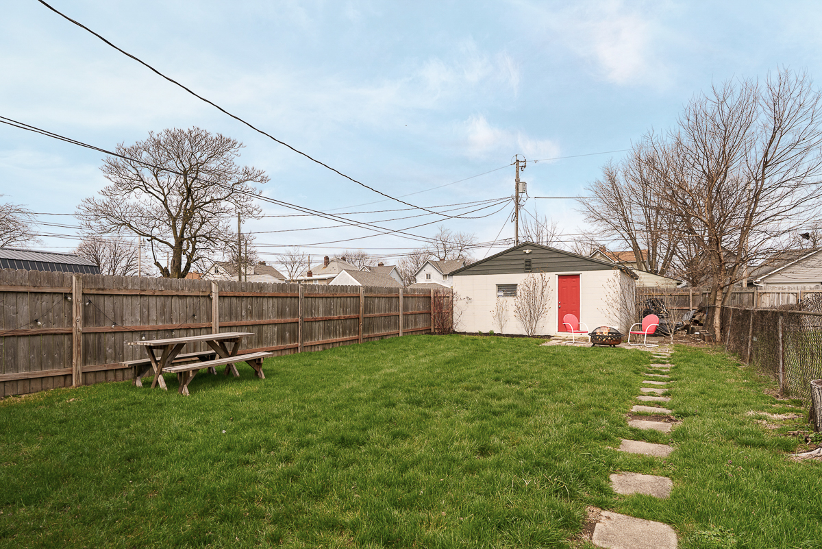 330 E Morrill Ave-5