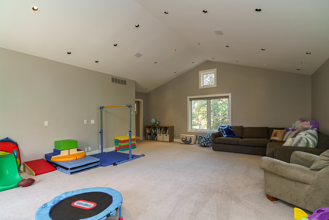 336 s Columbia Ave-28