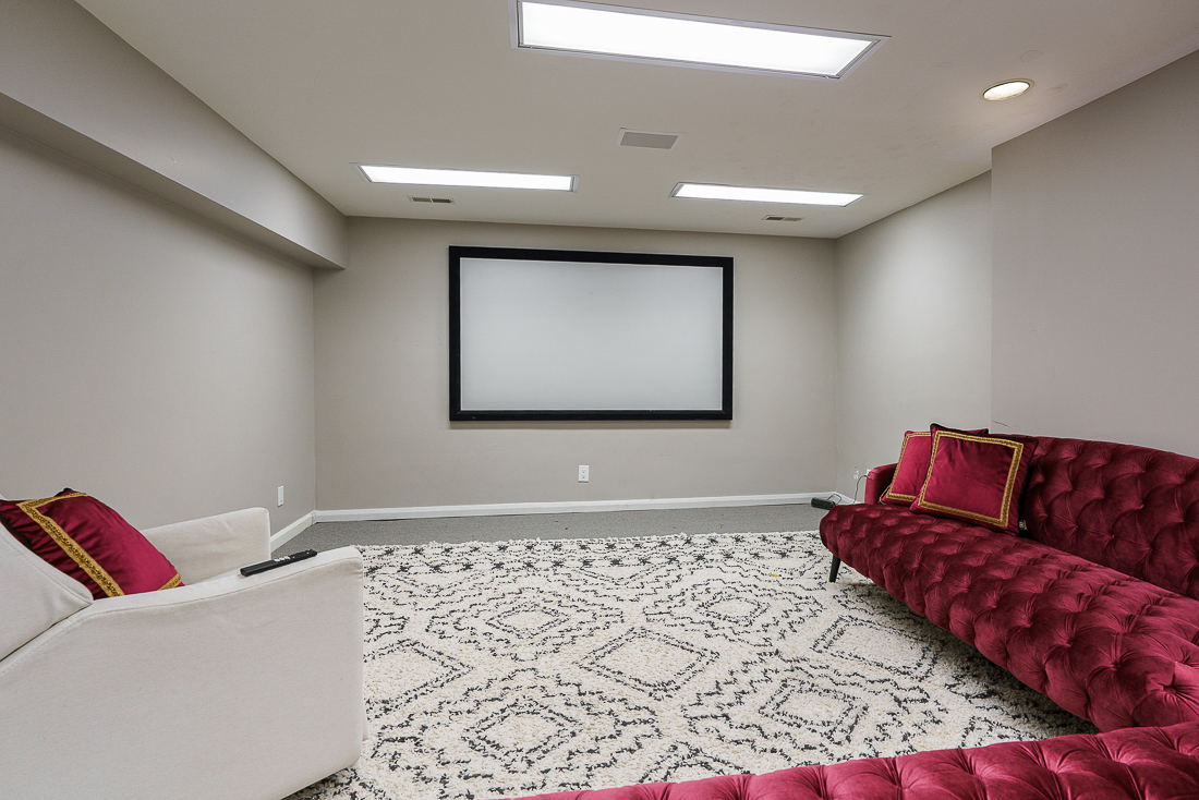 336 s Columbia Ave-43