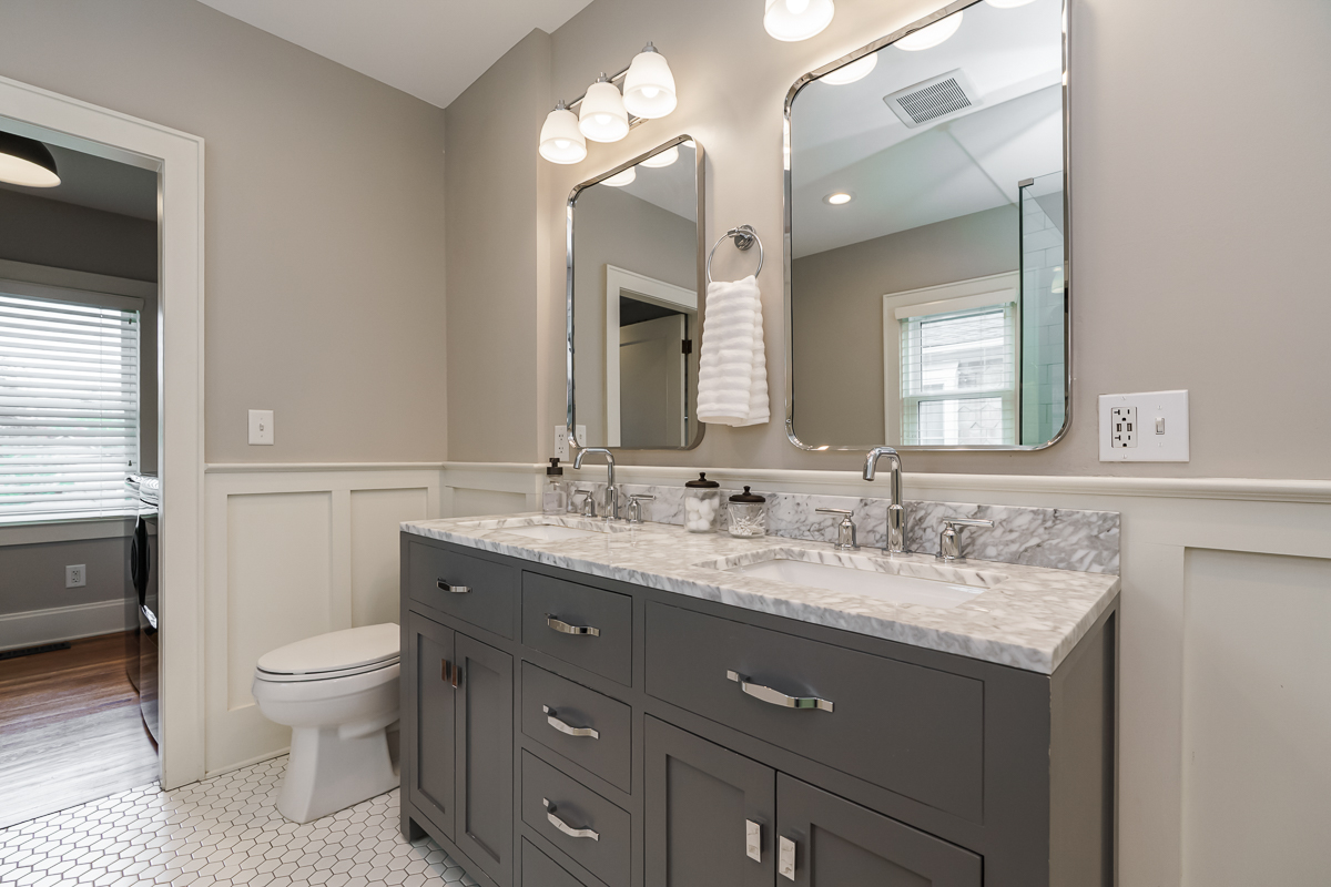 336 Reinhard Ave-41