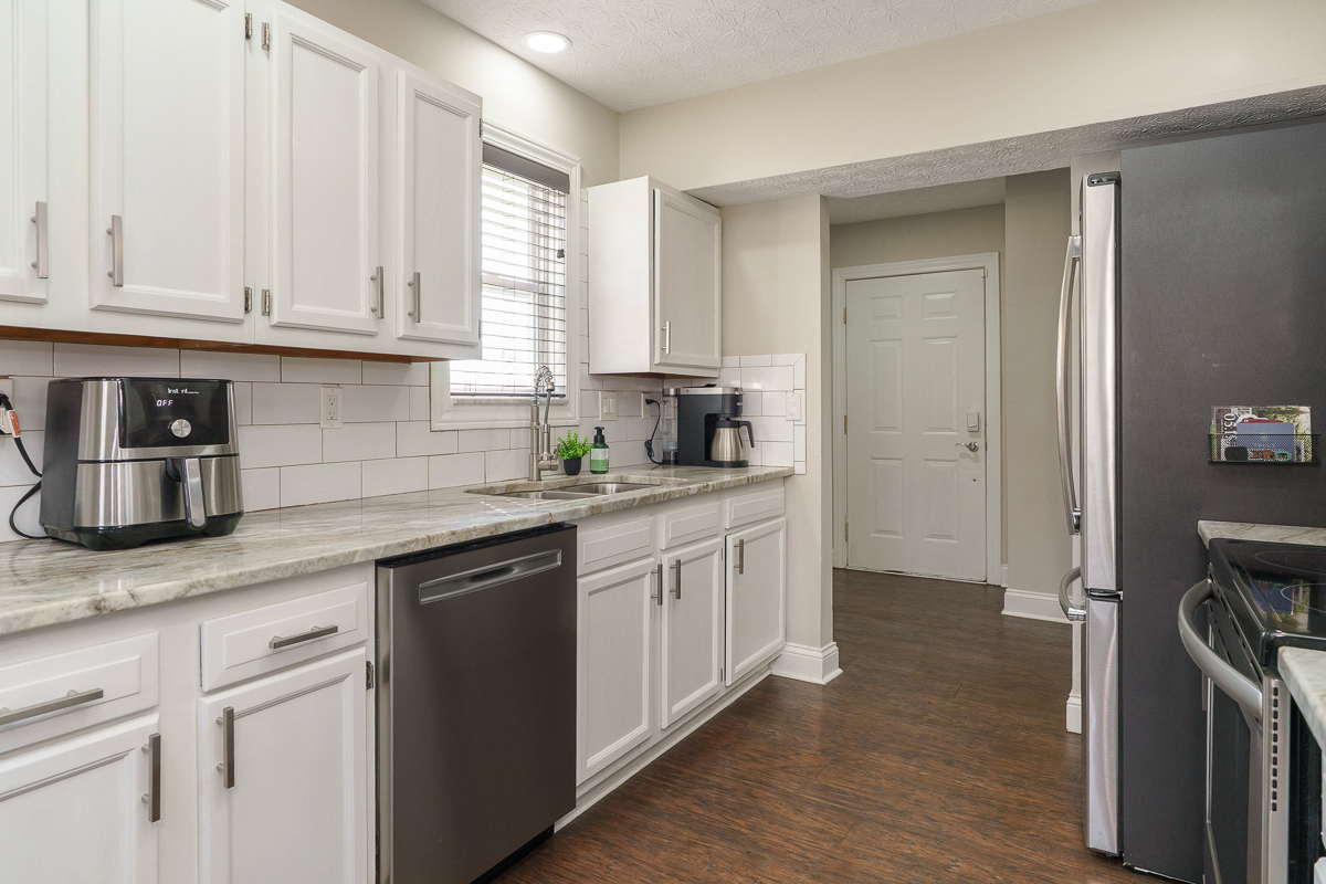3428 Third Ave-10