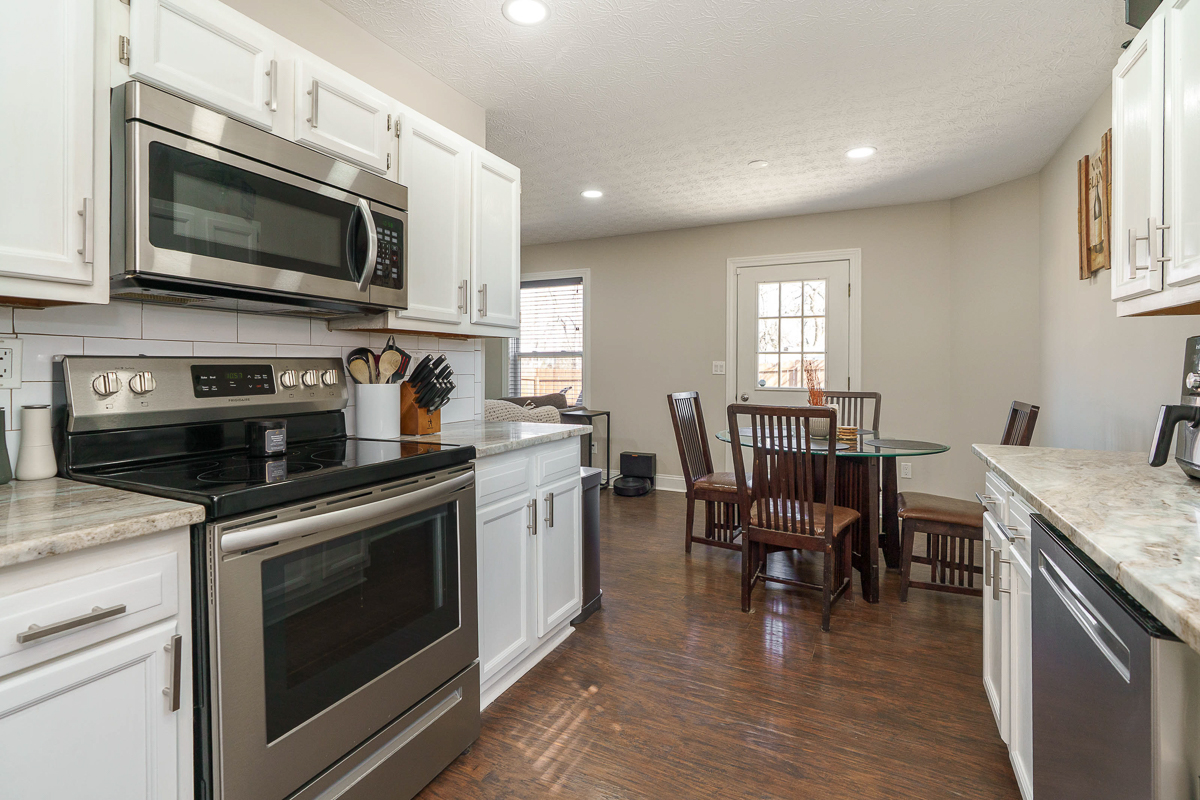 3428 Third Ave-13