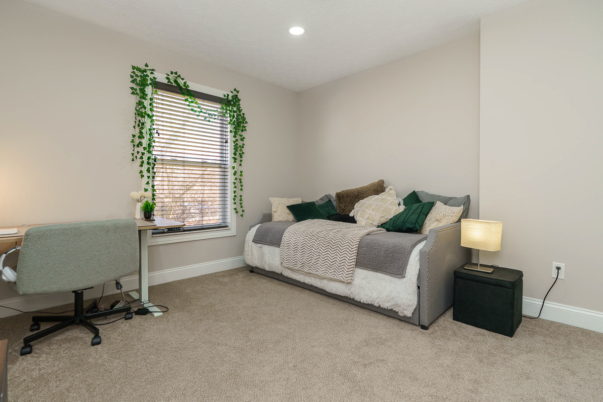3428 Third Ave-26
