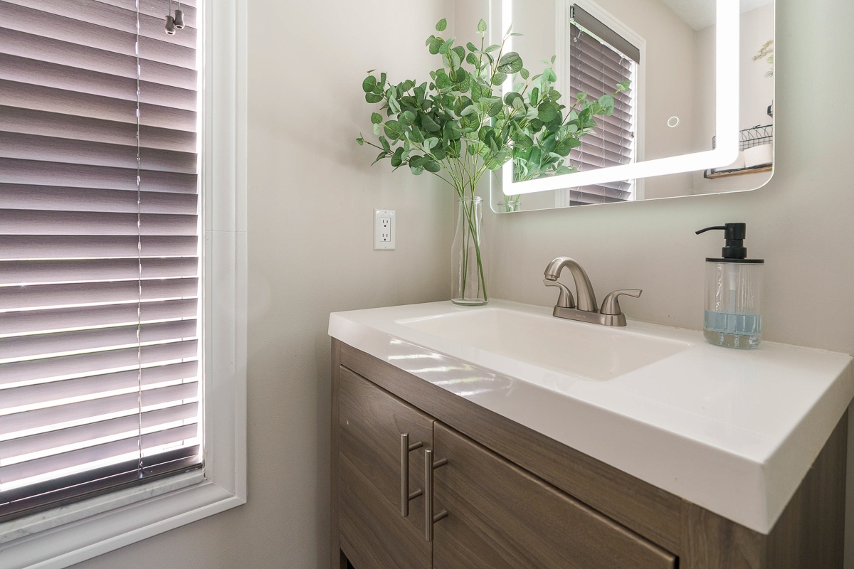 3428 Third Ave-8