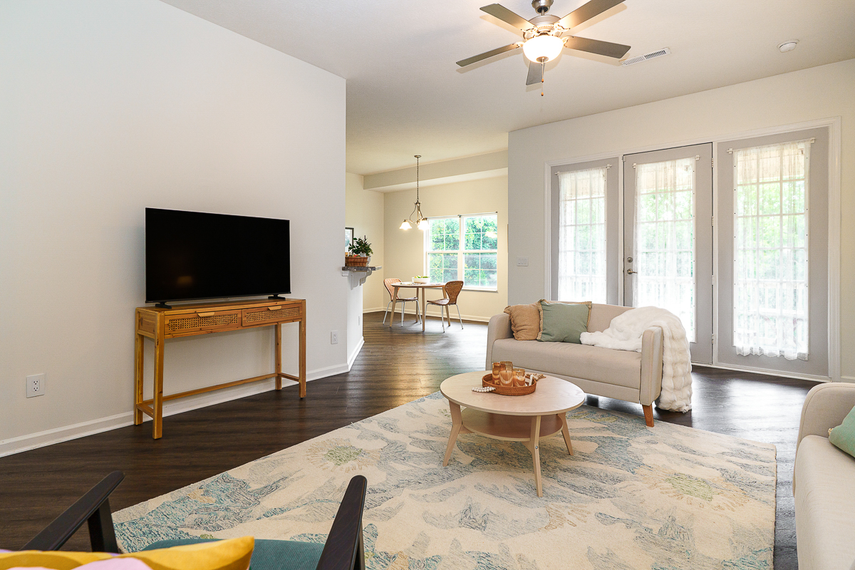 3679 Birkland Cir-14