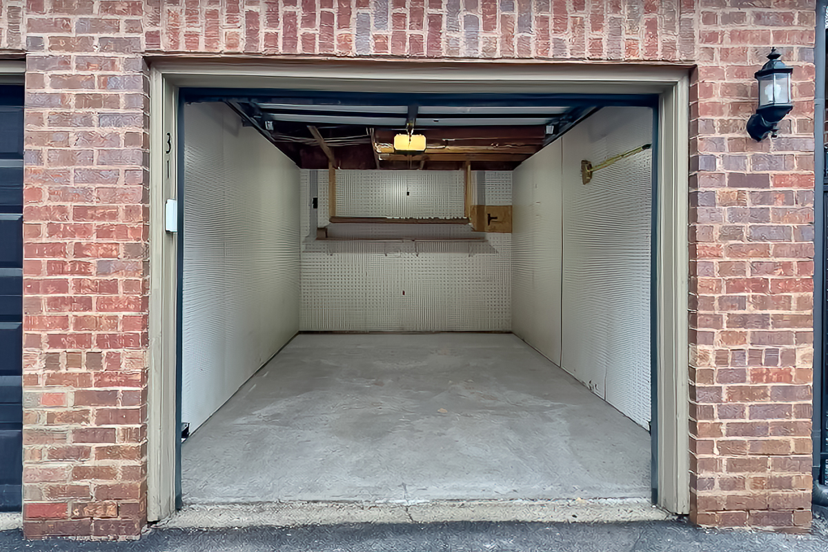 36 W Russell St-8