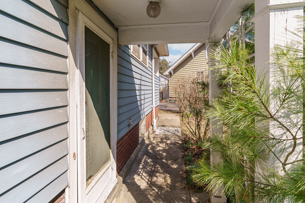 374 Acton Rd-8