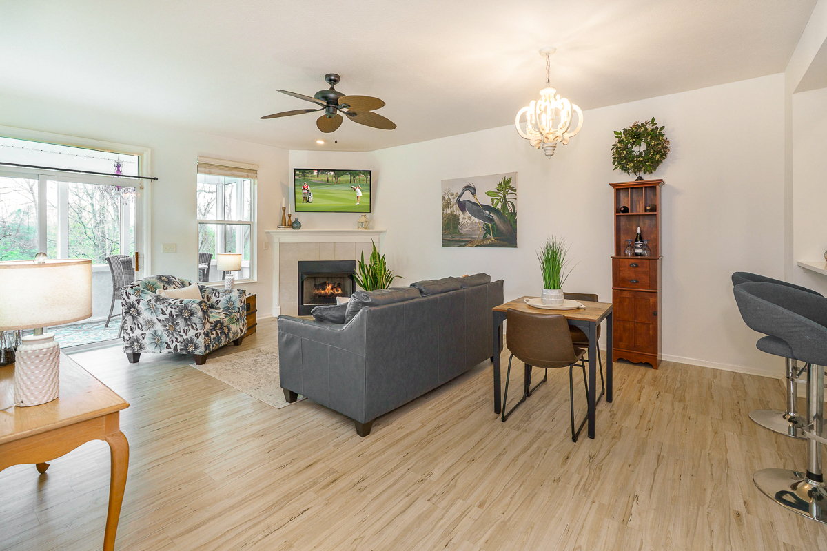 413 Westgreen Ln-26